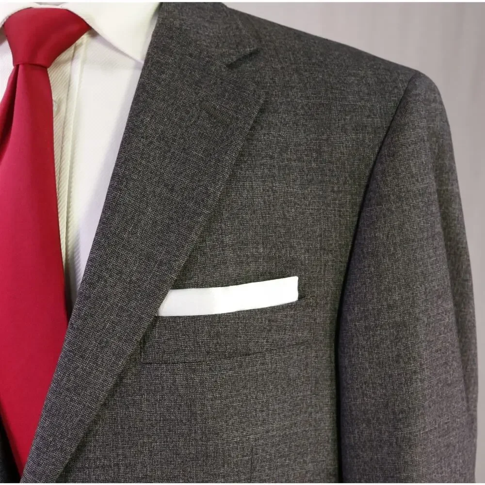 Hart Schaffner Marx Very Recent Gray Tic Woven 2-Btn Wool Suit 44L